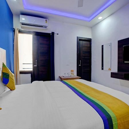 Hotel The Orient Tree, Agra Agra  Ngoại thất bức ảnh