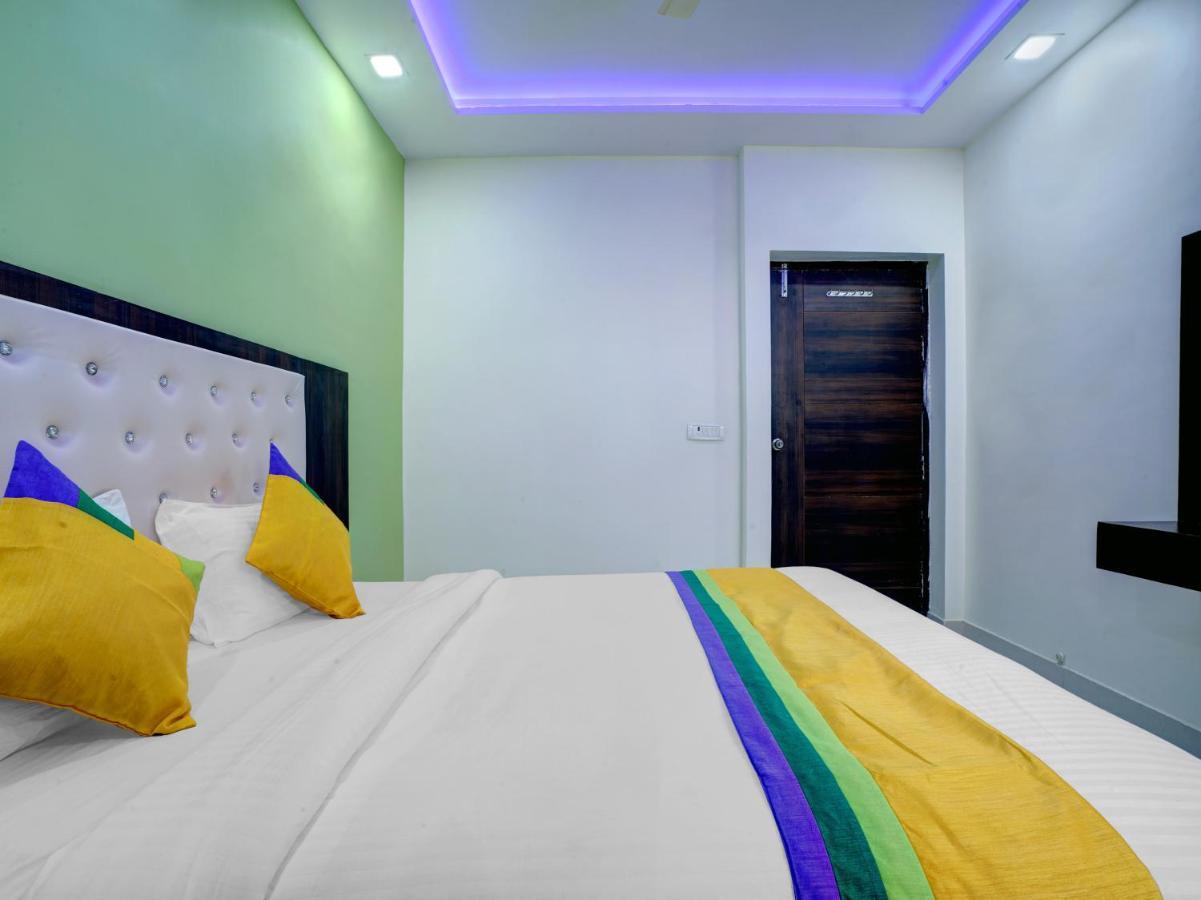 Hotel The Orient Tree, Agra Agra  Ngoại thất bức ảnh