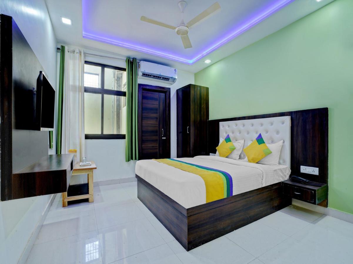 Hotel The Orient Tree, Agra Agra  Ngoại thất bức ảnh