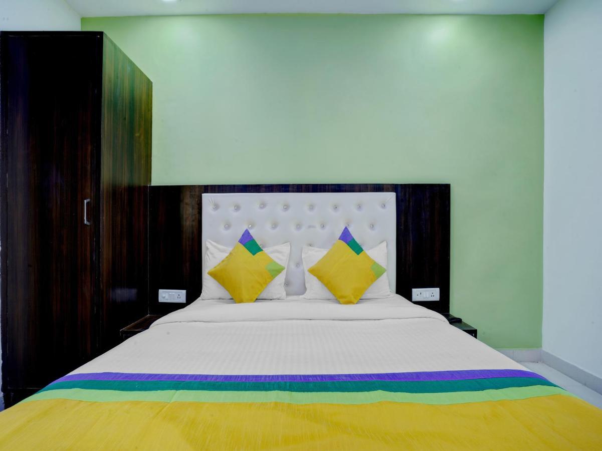 Hotel The Orient Tree, Agra Agra  Ngoại thất bức ảnh