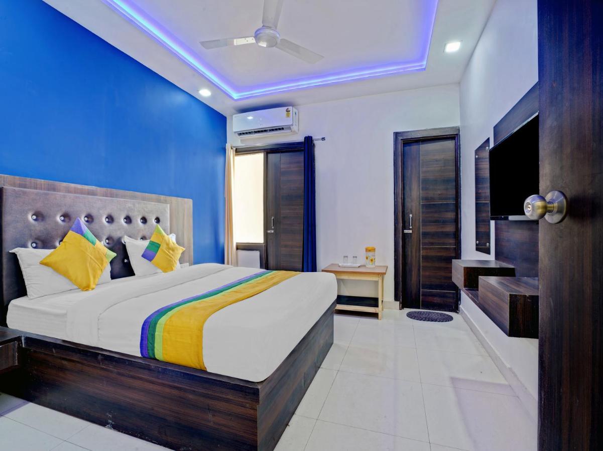 Hotel The Orient Tree, Agra Agra  Ngoại thất bức ảnh
